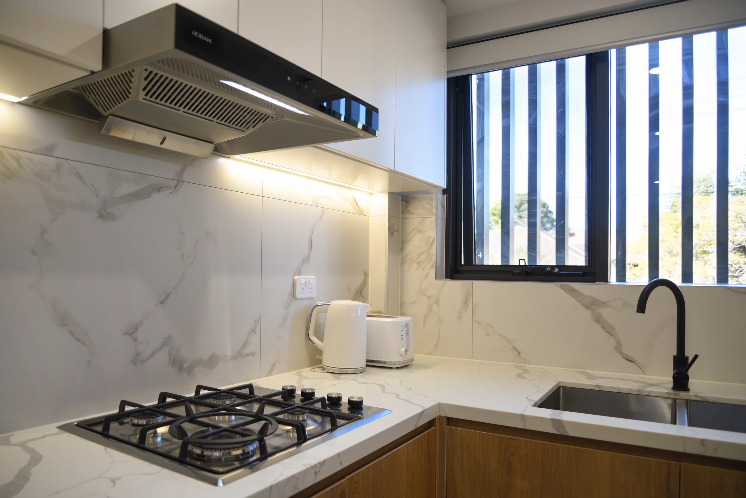 Fully furnished two-bedroom apartment on Conder Street additional property photo 8