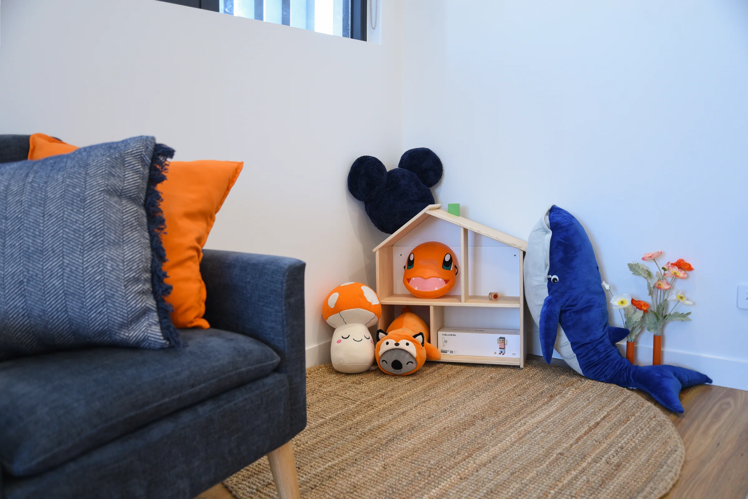 Fully furnished two-bedroom apartment on Conder Street additional property photo 9