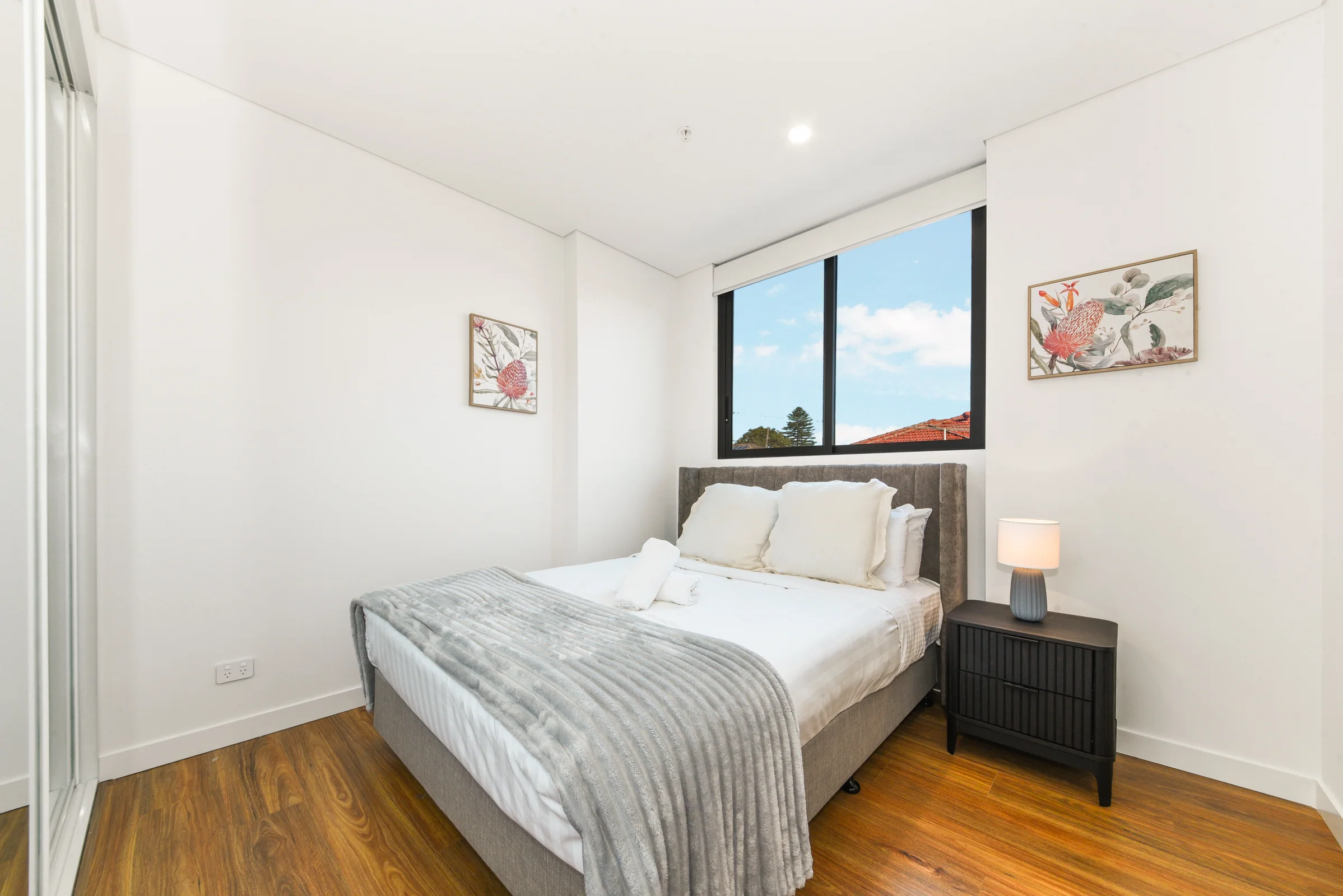 Fully furnished two-bedroom apartment on Conder Street additional property photo 12