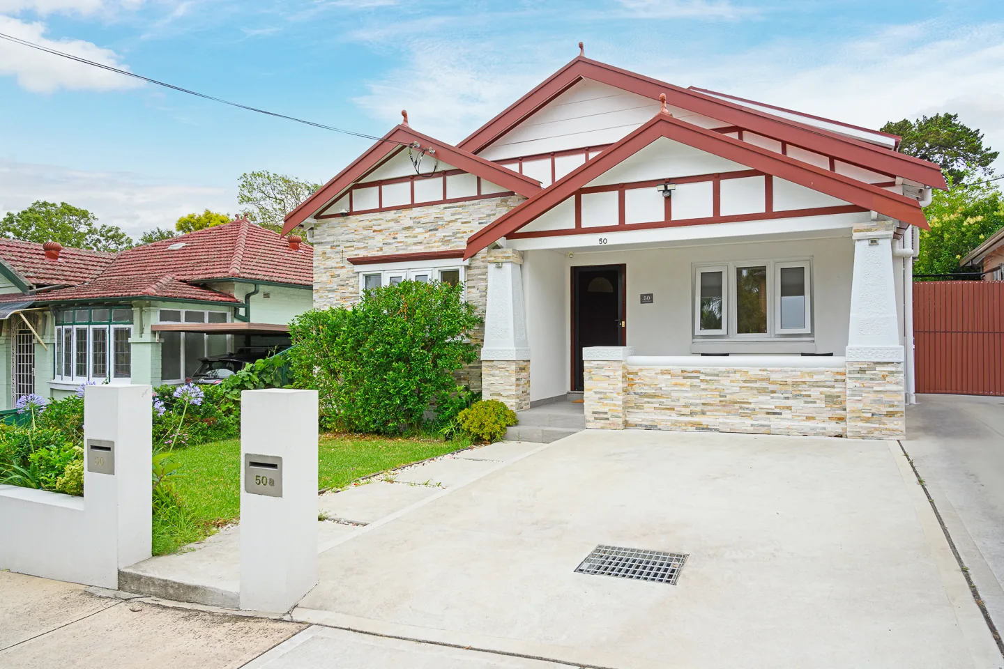 Furnished house in Burwood