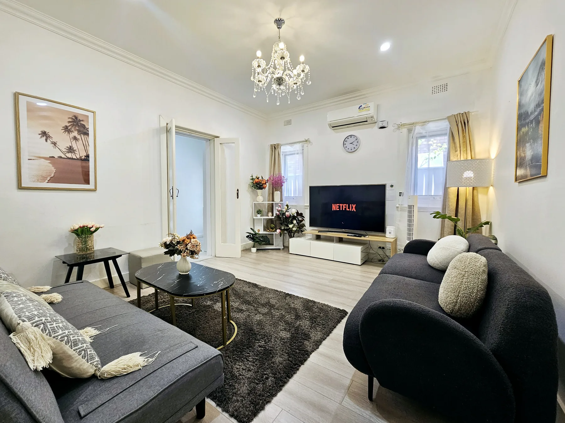 Comfortable fully furnished three-bedroom home in Burwood interior 4
